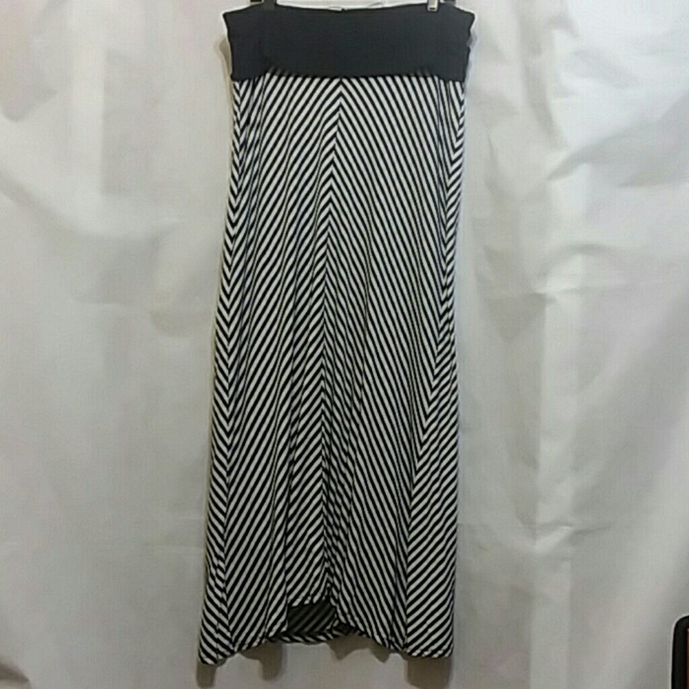 Torrid Womens 1X Maxi Black Stripe Knit Long Skirt Foldover Waist Plus Size